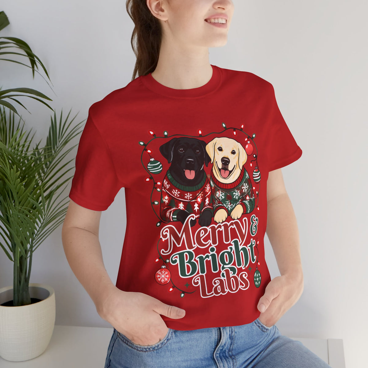 Merry & Bright Labs T-Shirt | Christmas Labrador Graphic Tee