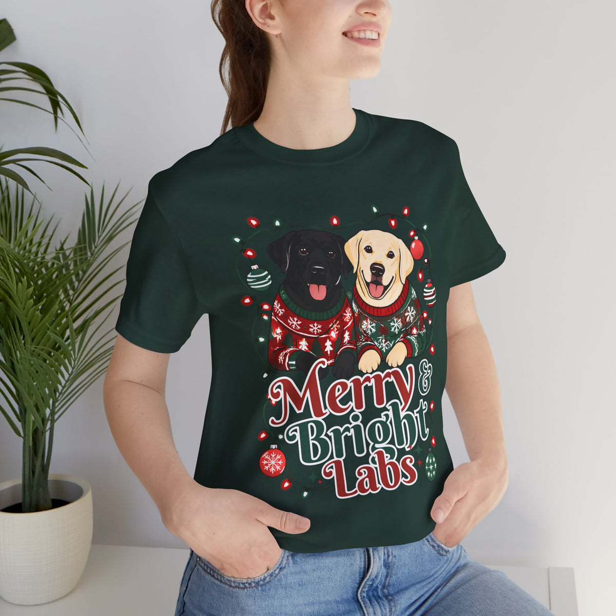 Merry & Bright Labs T-Shirt | Christmas Labrador Graphic Tee
